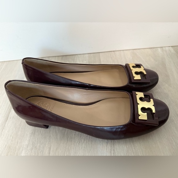 Tory Burch Gigi Heel Pump Flat Chocolate Brown Patent Leather Size 5.5M - Picture 4 of 8